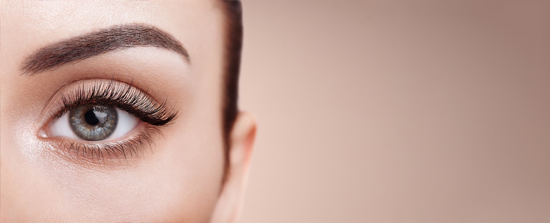 Fórmate con nuestros cursos de estética y belleza en Ferrol